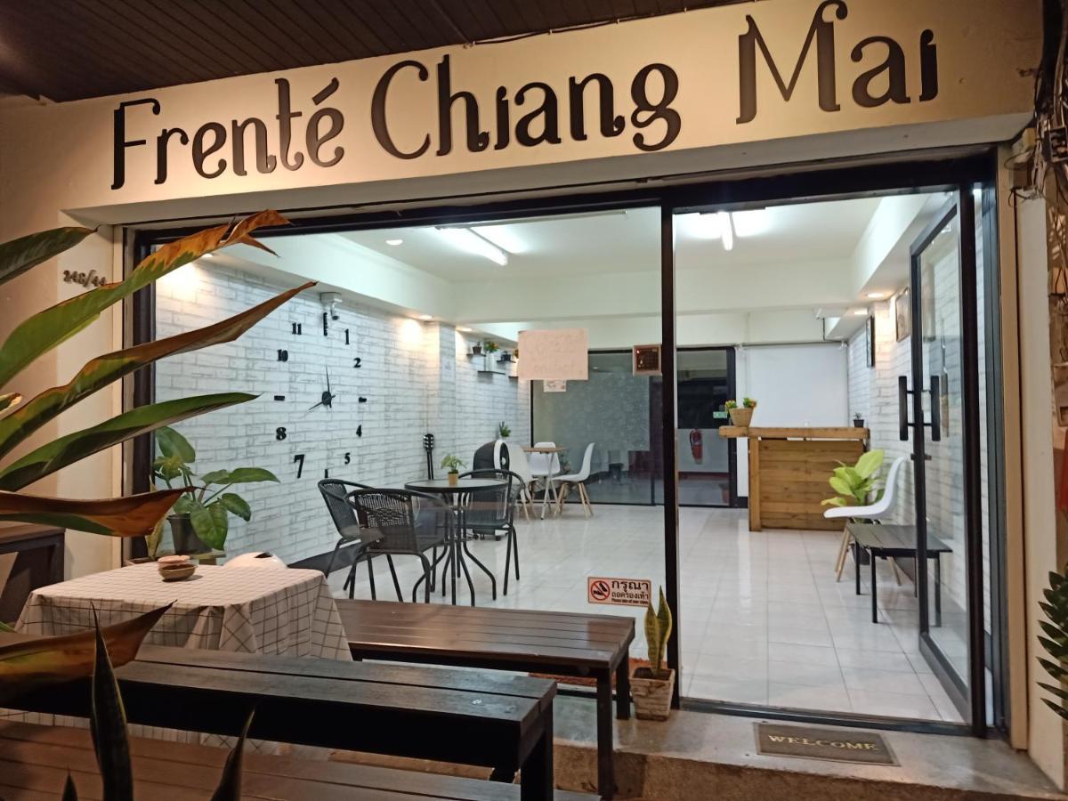 Hotel Frente Chiang Mai Zewnętrze zdjęcie