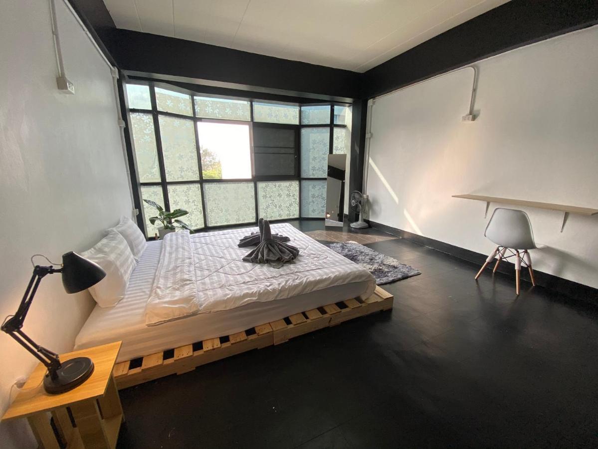 Hotel Frente Chiang Mai Zewnętrze zdjęcie